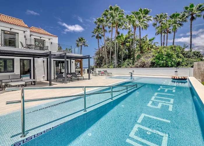 Modern Villa With Elevator, Patio Kitchen, Loro Parque View & Heated Pool