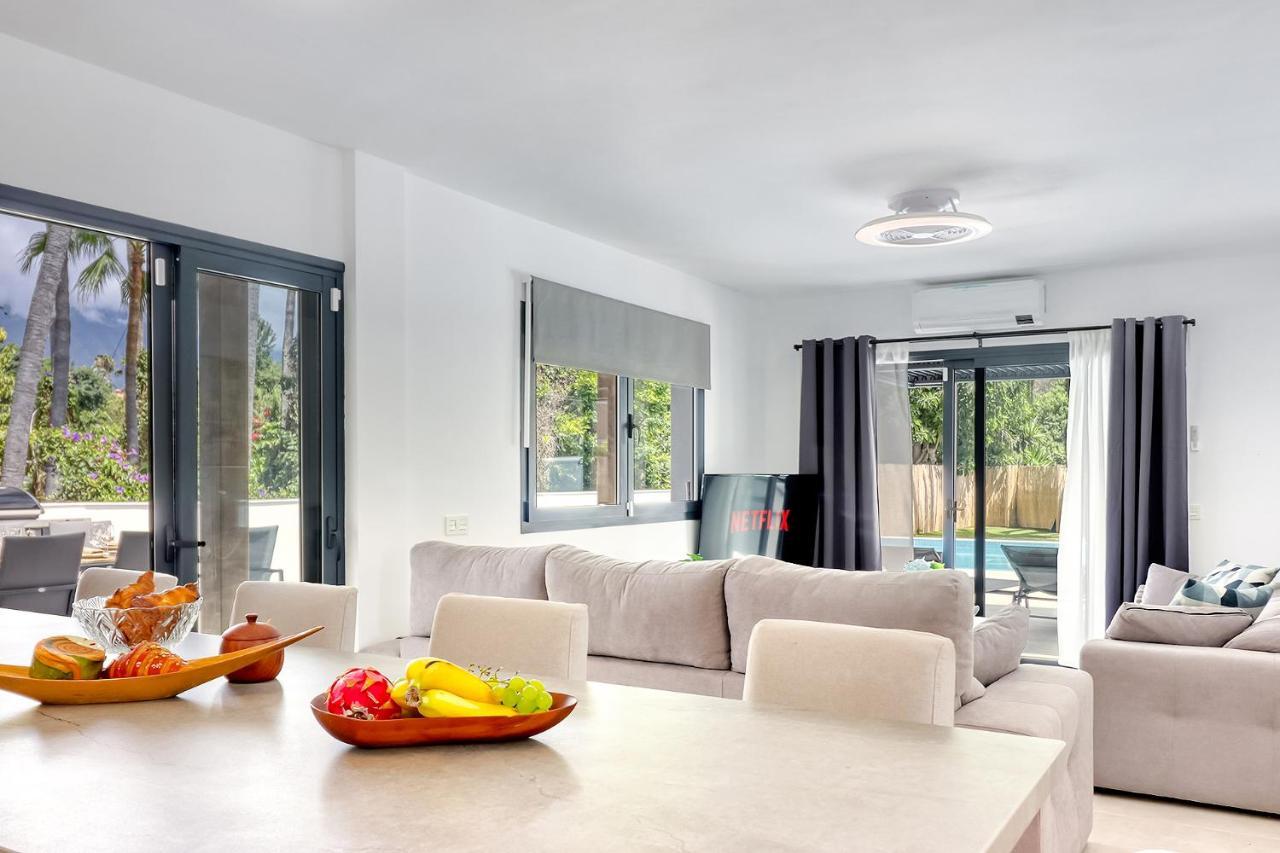 Modern With Elevator, Patio Kitchen, Loro Parque View & Heated Pool Appartamento Puerto de la Cruz (Tenerife)